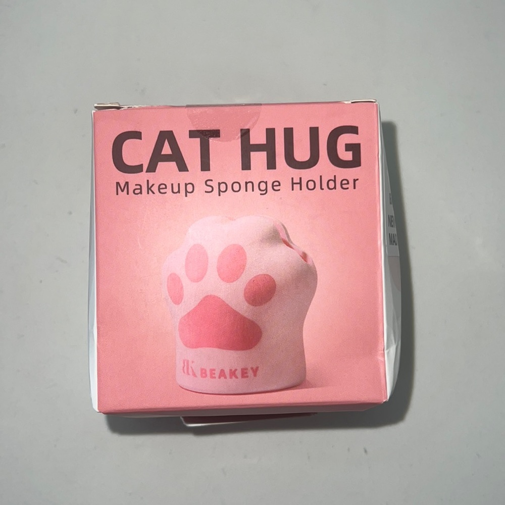 Beakey Cat Hug Silicone Makeup Sponge Holder – New in Box